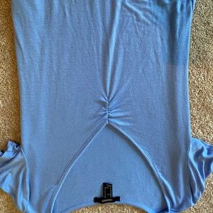 soft blue tshirt with crimped middle v neck